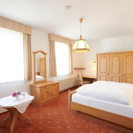 The Conscious Farmer Sauerland 3* فيلنغن